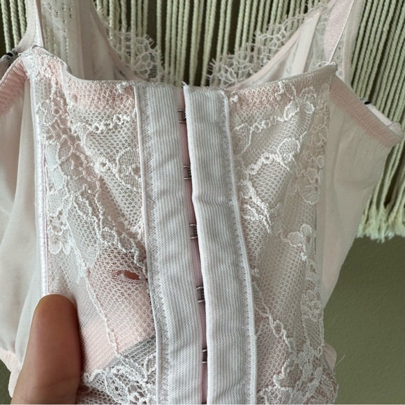 Victoria’s Secret DREAM ANGELS pink eyelash lace Corset Bustier Top EUC large C - Picture 7 of 12